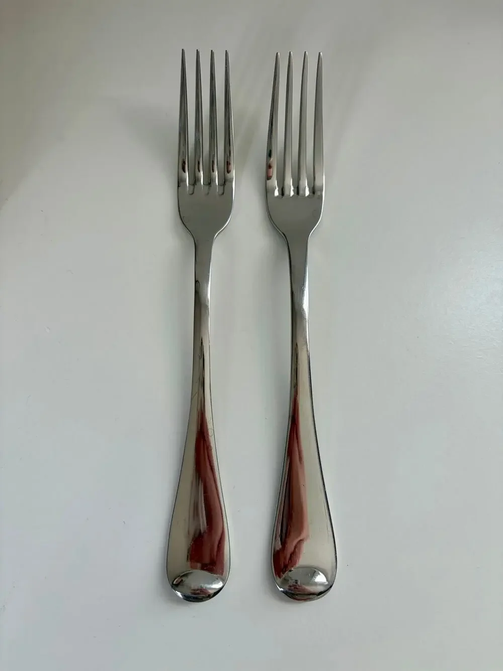 Oneida Islet Dinner Forks 8 1/4” 18/10 Stainless Set of 2 USA Korea
